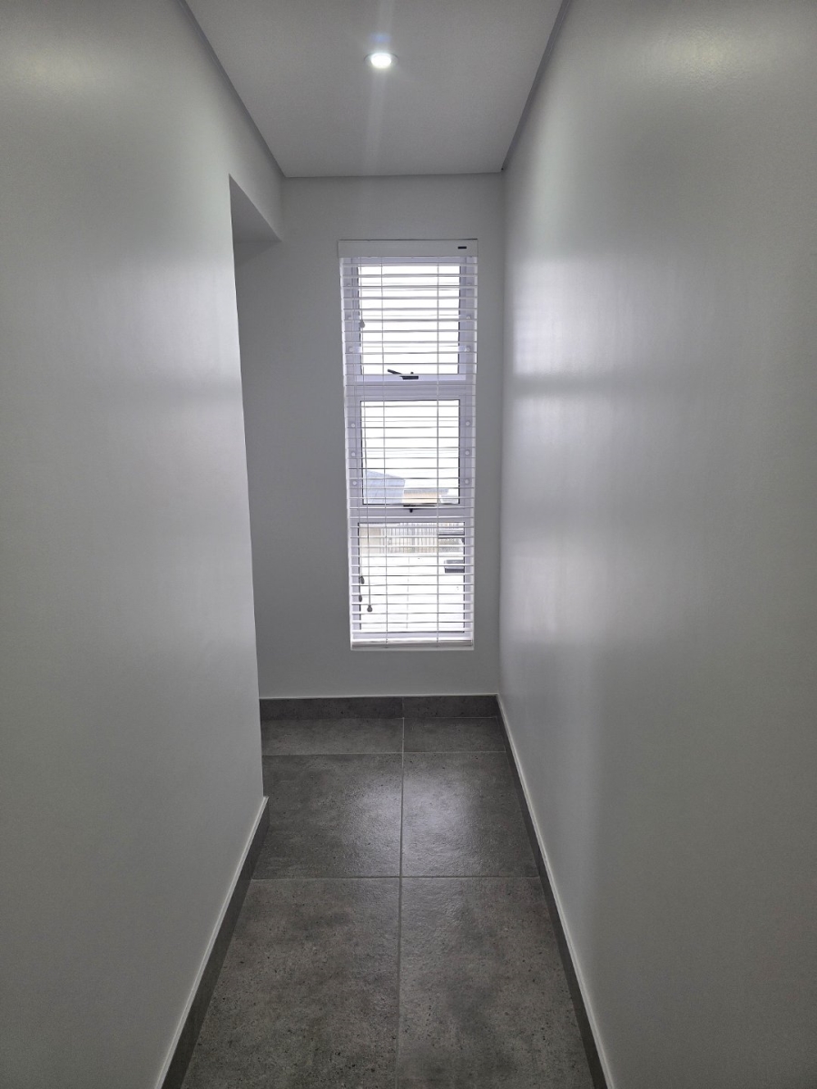 3 Bedroom Property for Sale in Dana Bay Western Cape